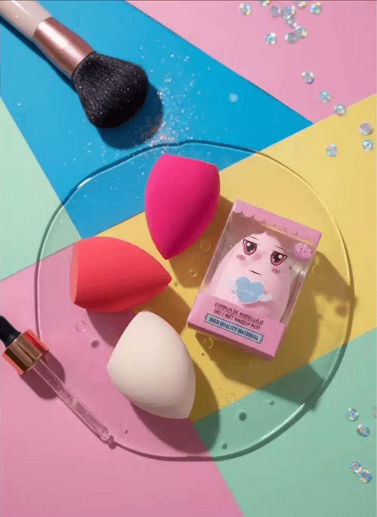 Esponja de Maquiagem 2 em 1 Chanfrada em Formato de Gota